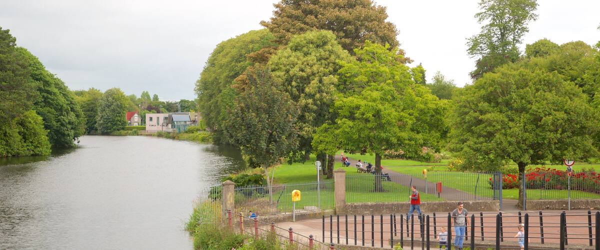 Fitzgerald Park featuring a river or creek and a garden