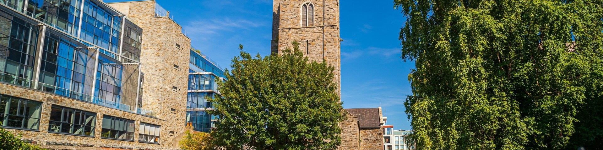 St. Michan\'s Church featuring a cemetery, a church or cathedral and heritage architecture