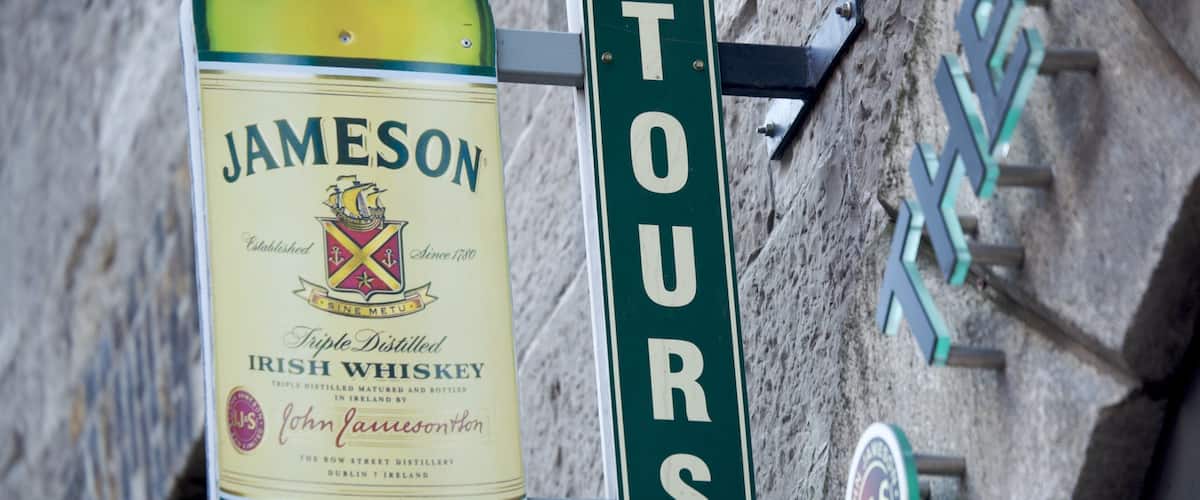 Distillerie Jameson qui includes bar et signalisation