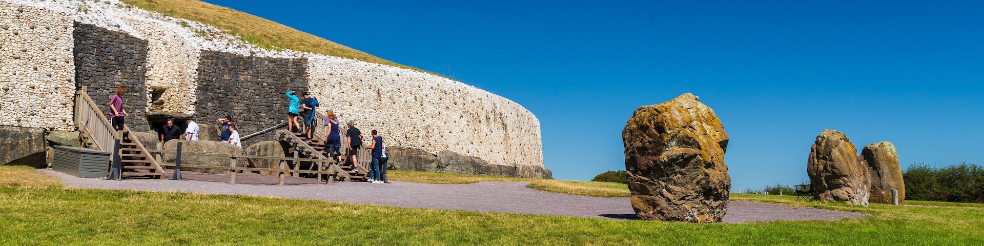 Newgrange showing heritage elements