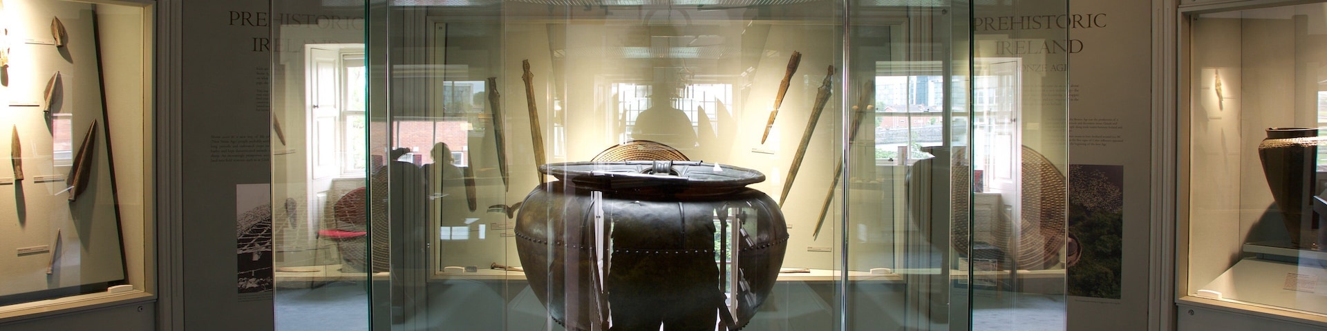 Hunt Museum caracterizando vistas internas e elementos de patrimônio