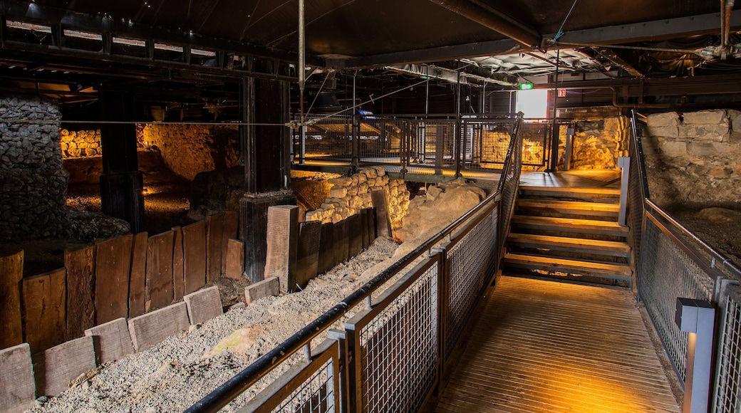 King John\'s Castle showing interior views