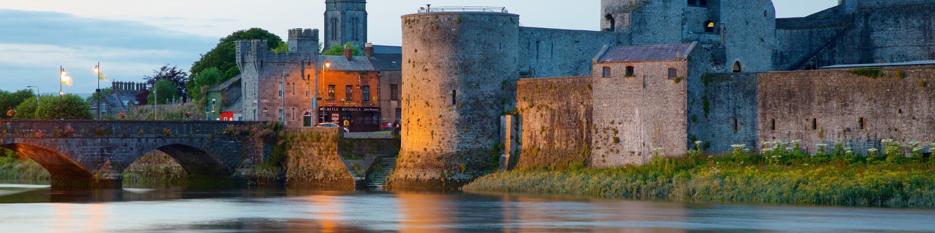 ์กด ์์ ์ฑ ์ ํน์ง ๊ฐ ๋๋ ์๋ด, ๋ฌธํ์ ์ฐ ๊ฑด์ถ ๊ณผ ์ฑ