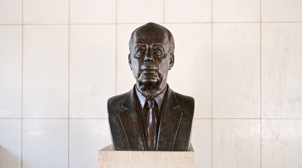 Rabin Memorial showing a statue or sculpture
