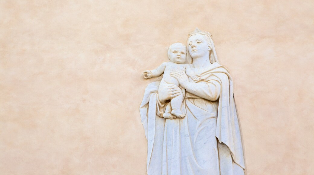 Vår frue av Bonaria kirke som viser religiøse elementer og kirke eller katedral