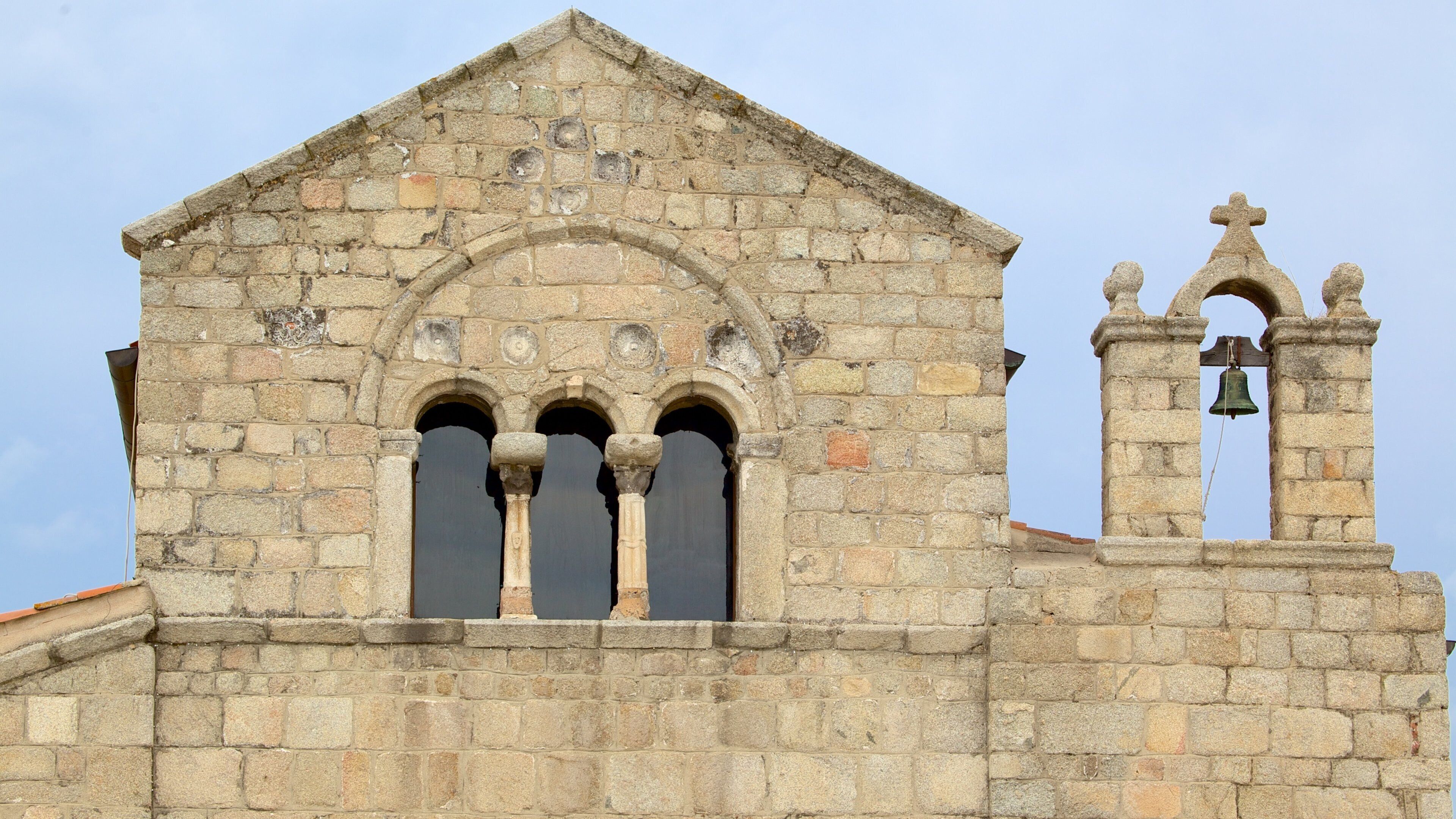 Basilica of San Simplicio showing religious aspects, heritage architecture and a church or cathedral