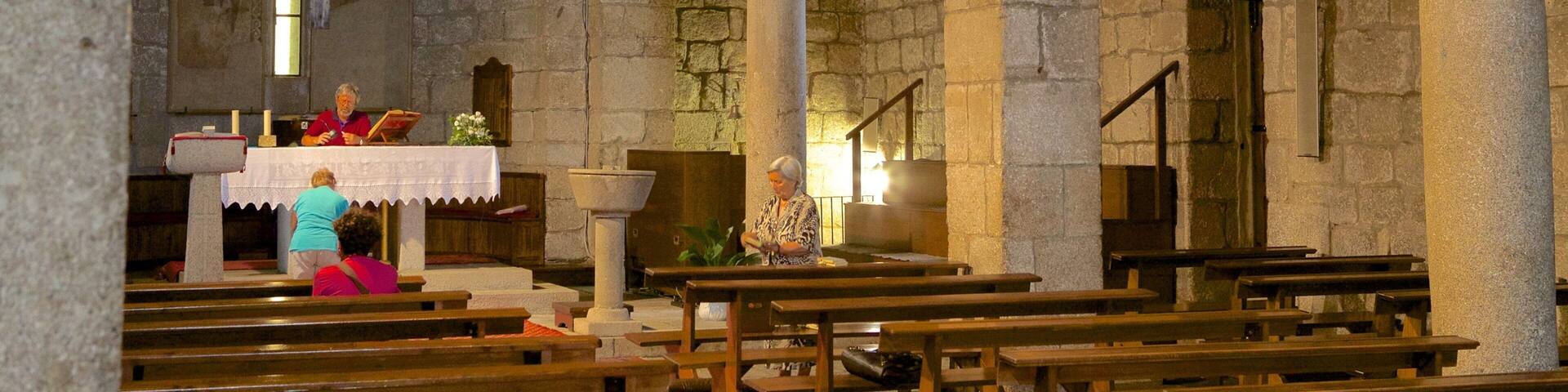 Basilica of San Simplicio das einen religiöse Aspekte, Kirche oder Kathedrale und Innenansichten