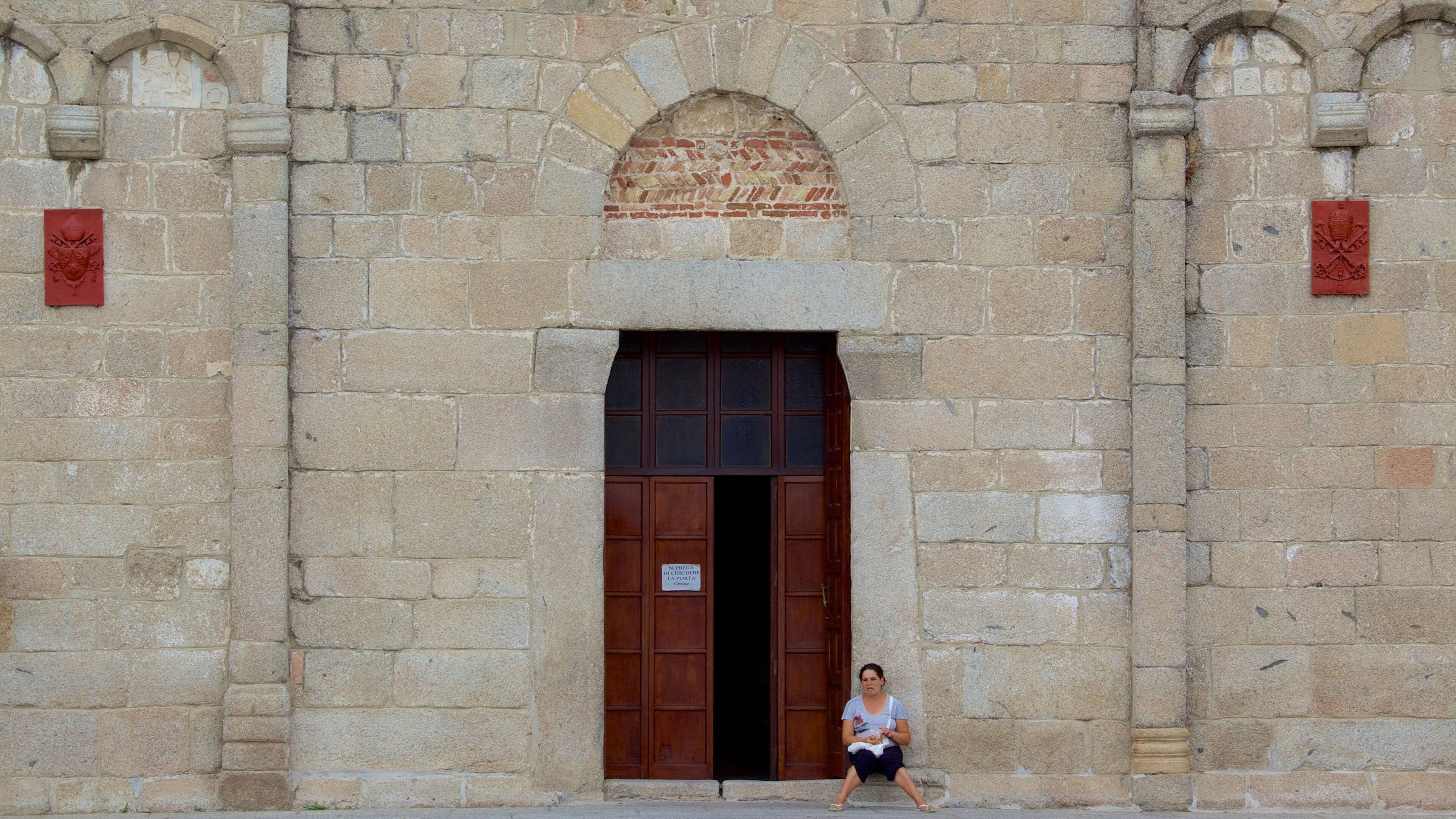 Basilica di San Simplicio caratteristiche di architettura d\'epoca, elementi religiosi e chiesa o cattedrale