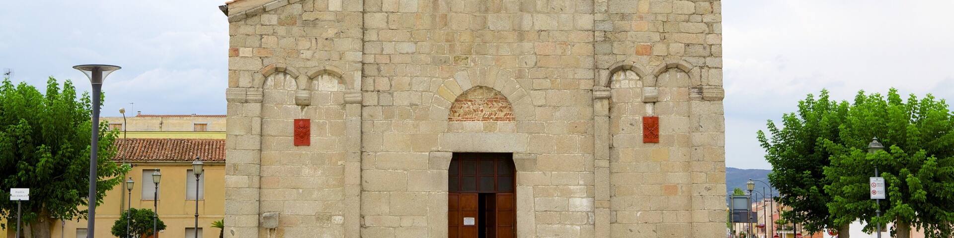 Basilica of San Simplicio featuring religious aspects, a church or cathedral and heritage architecture