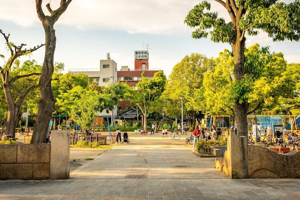 Sumiyoshi Park featuring a park