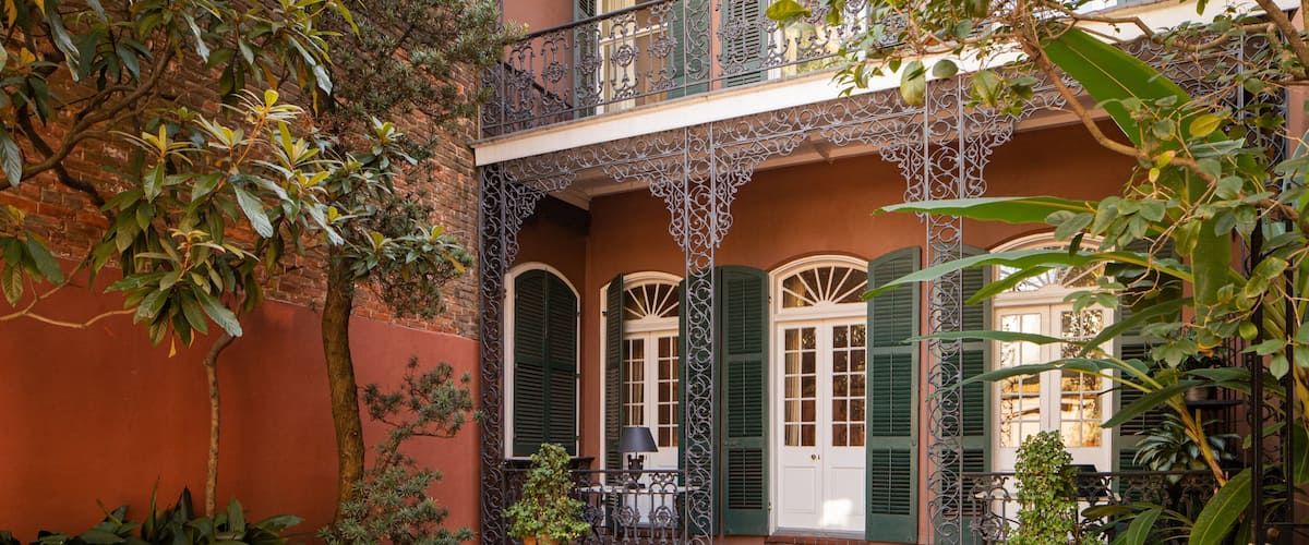 Historic New Orleans Collection showing a house