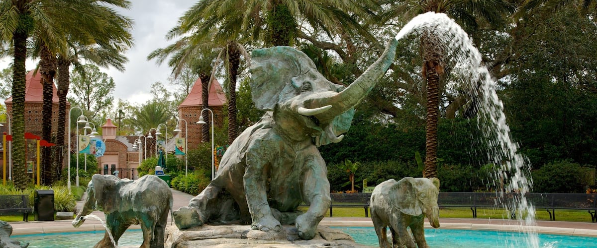 Audubon Zoo mettant en vedette fontaine et animaux de zoo