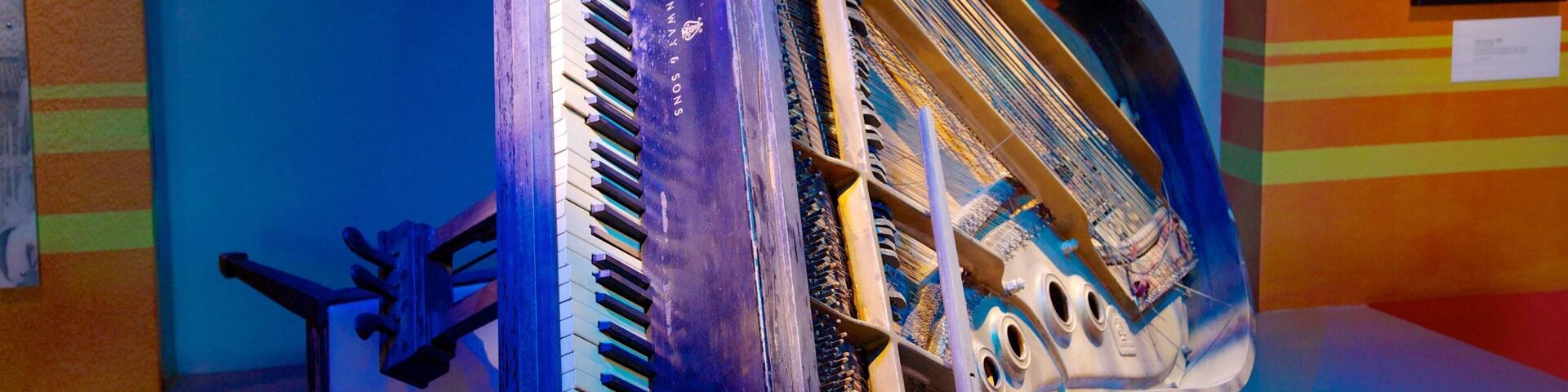 Presbytere showing interior views