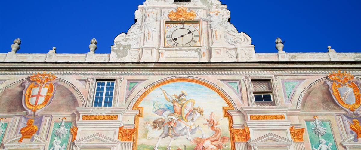 Palazzo di San Giorgio which includes outdoor art and heritage elements