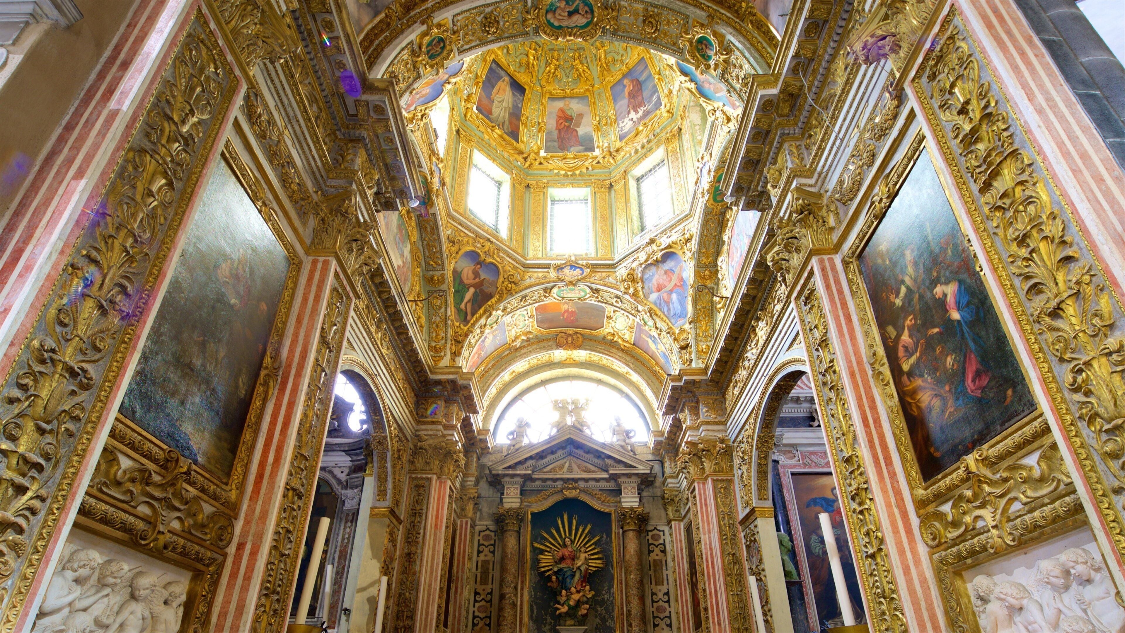 Santa Maria di Castello showing art, a church or cathedral and heritage elements