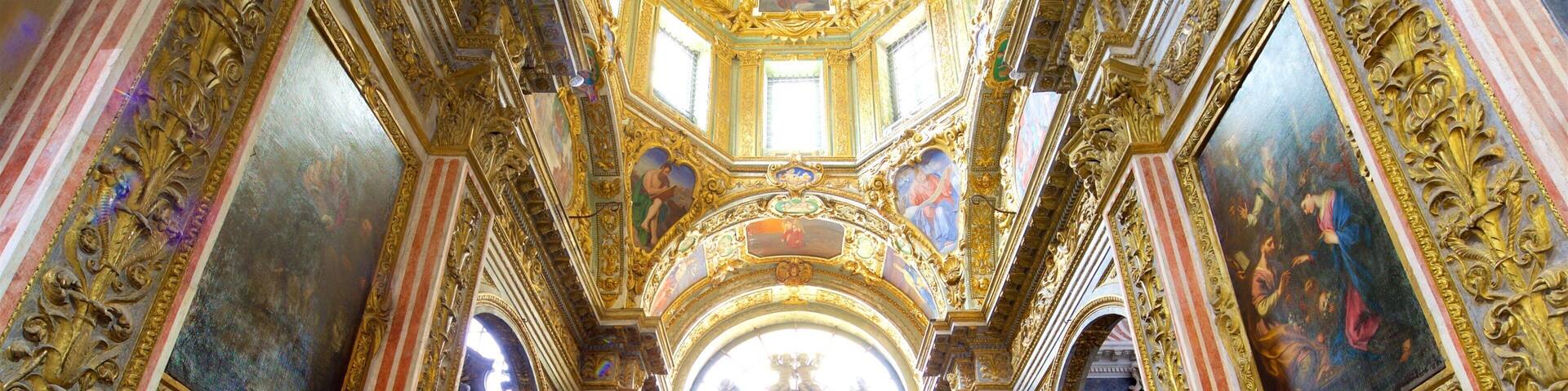 Santa Maria di Castello showing art, a church or cathedral and heritage elements