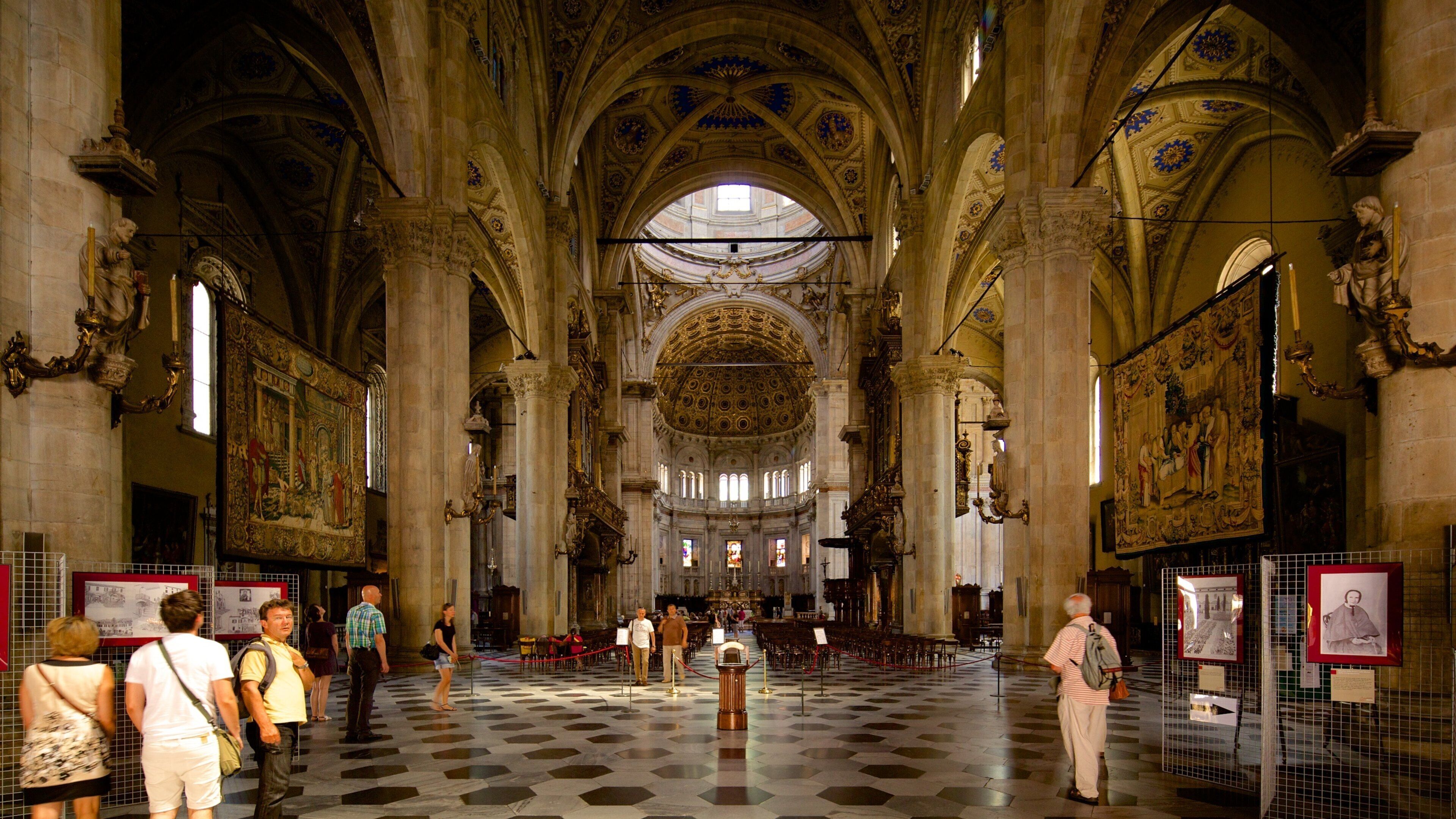 Lake Como showing a church or cathedral, interior views and heritage architecture