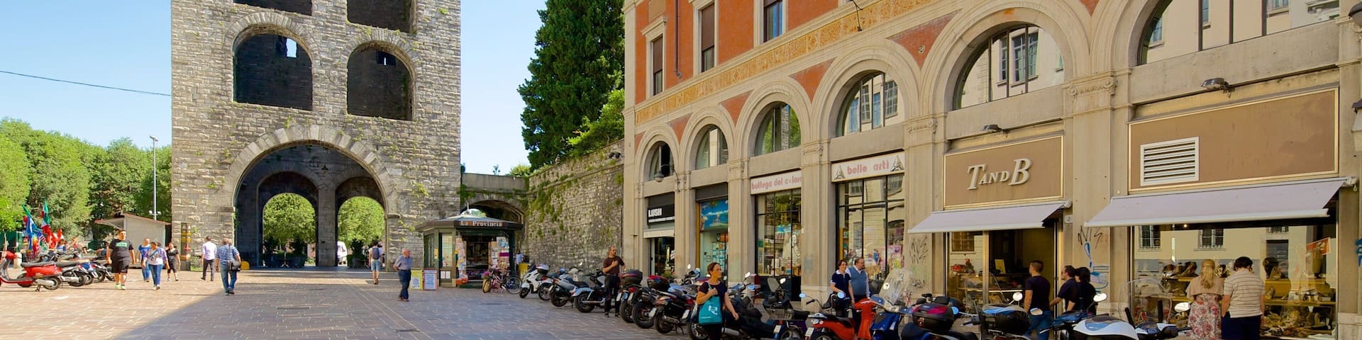 Piazza Vittoria which includes heritage architecture and a square or plaza