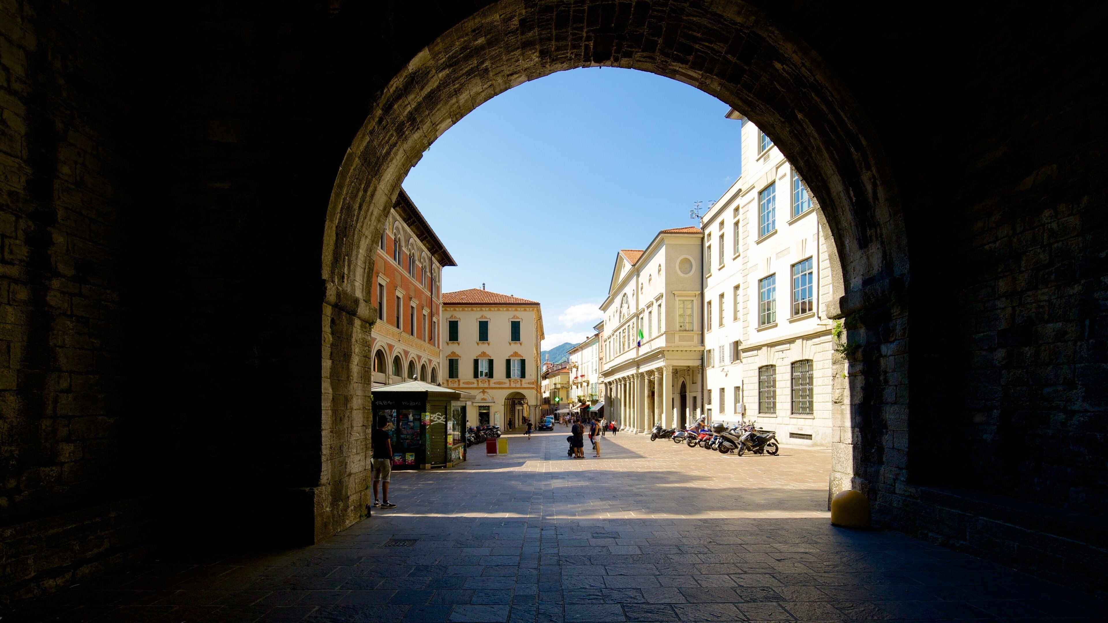 Piazza Vittoria featuring a square or plaza and heritage architecture