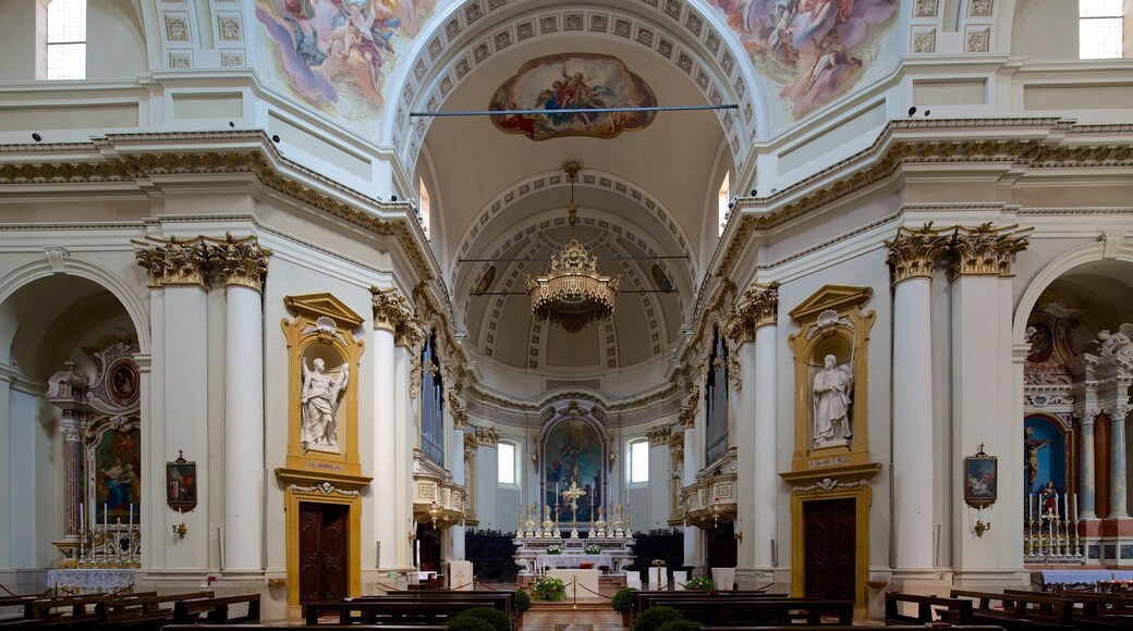 Cathedral of San Giovanni Battista which includes heritage architecture, interior views and a church or cathedral
