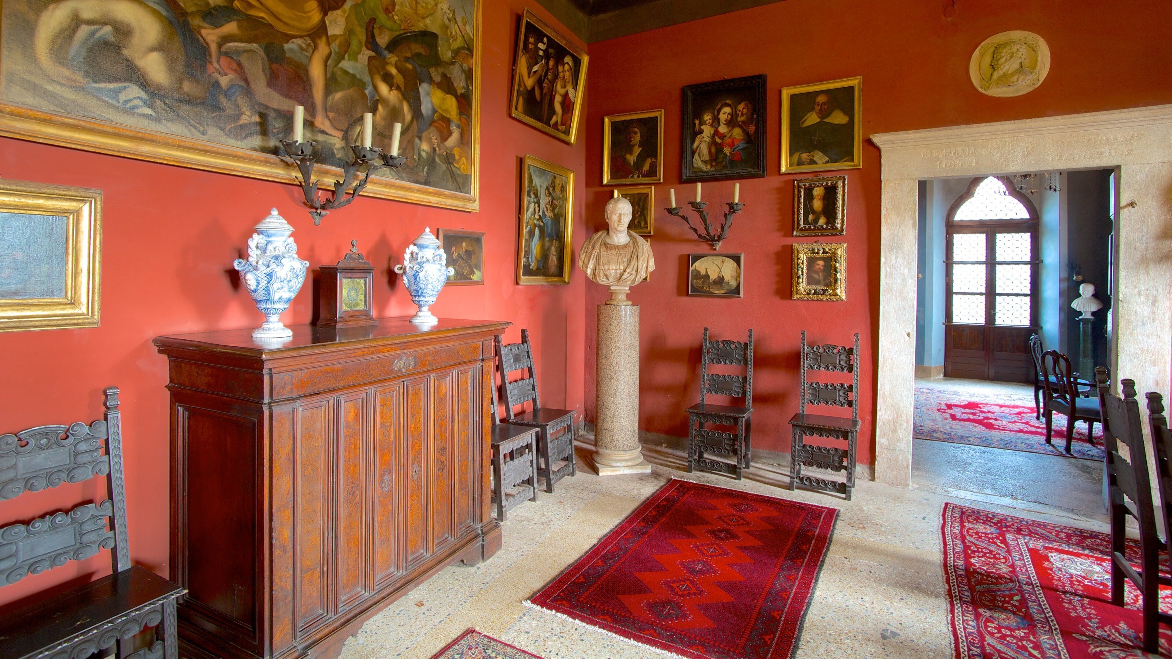 ロナート 表示 屋内の眺め, 遺跡・遺産 と 家屋