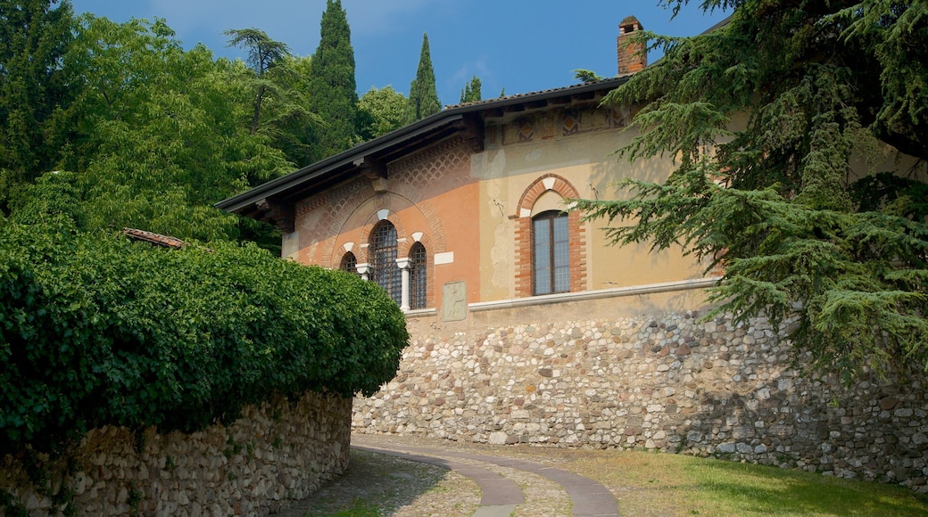 Lonato johon kuuluu perintökohteet