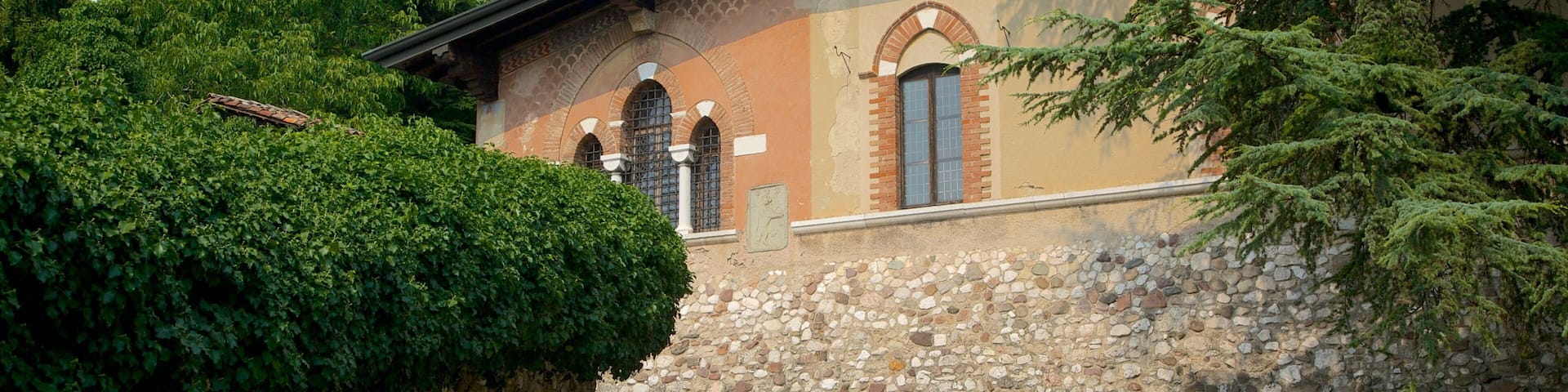 Lonato showing heritage elements