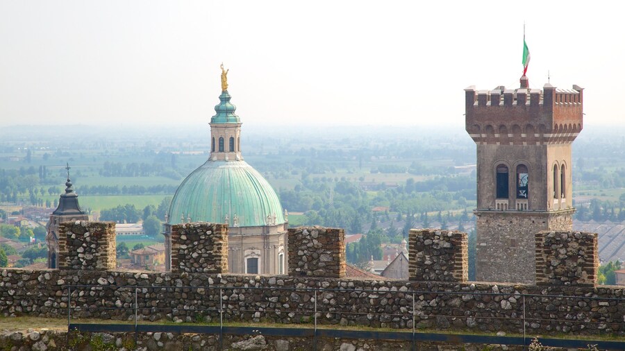 Lonato Fortress featuring heritage elements
