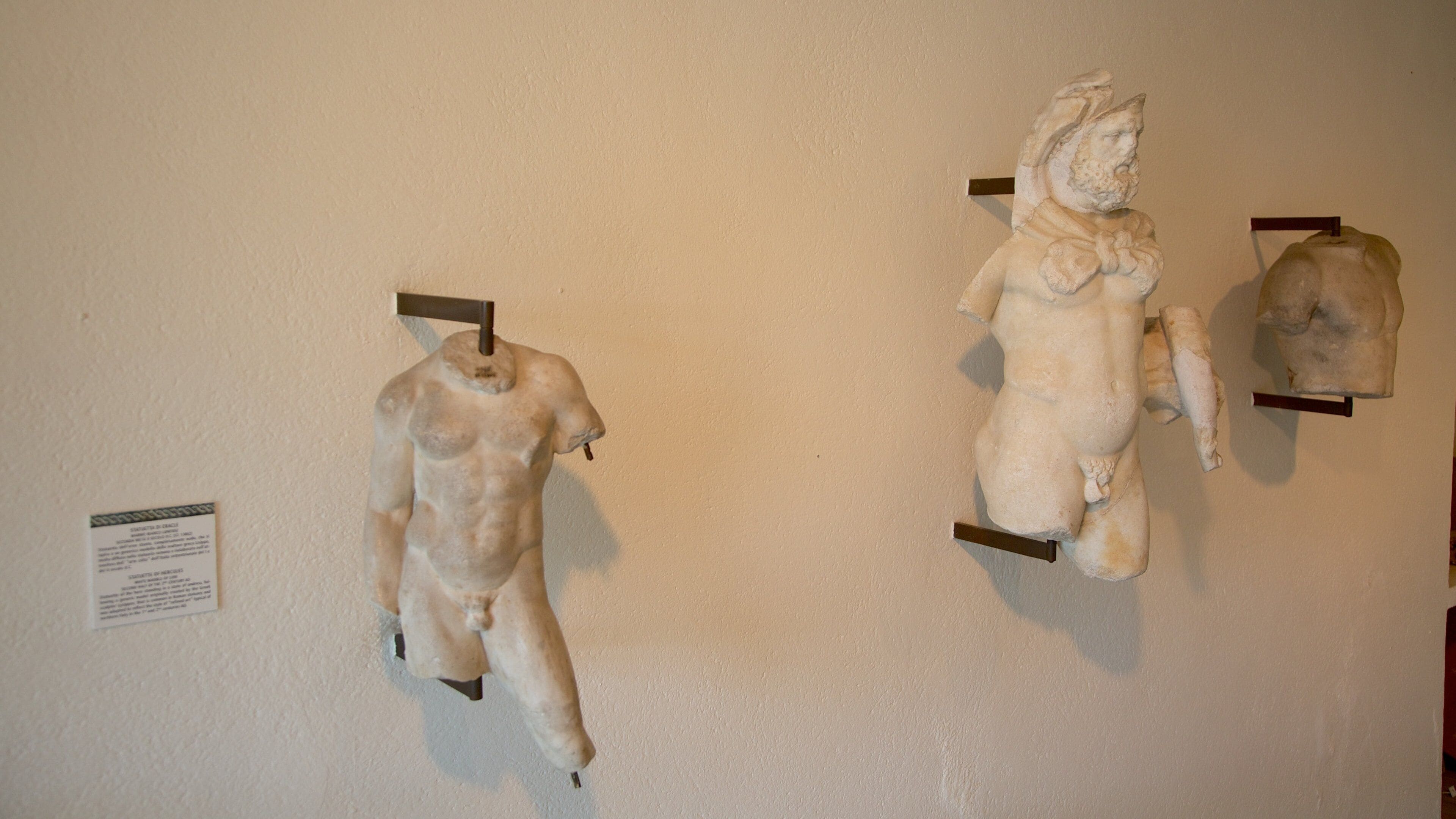 Villa Romana featuring heritage elements, art and interior views