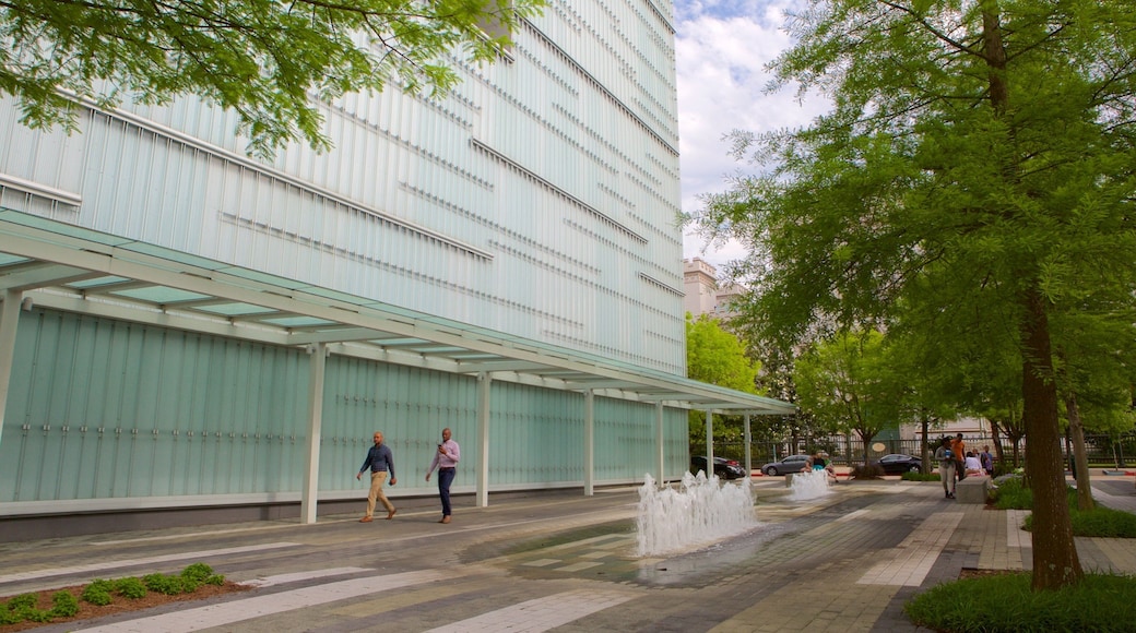 Shaw Center for the Arts which includes a fountain