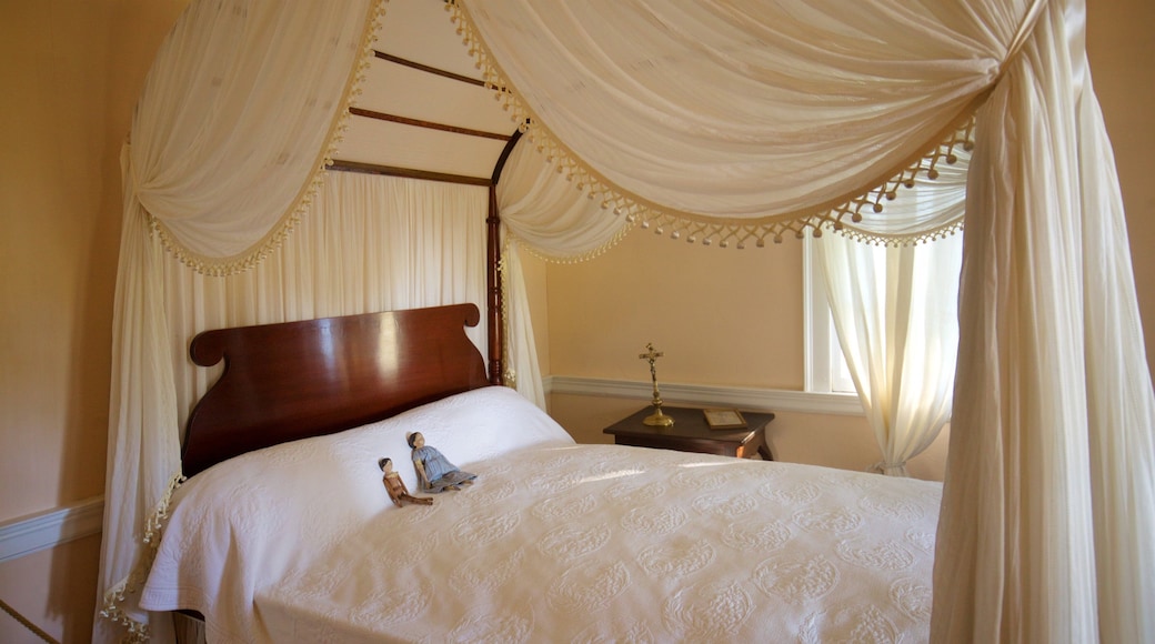 Magnolia Mound Plantation House which includes interior views and a house