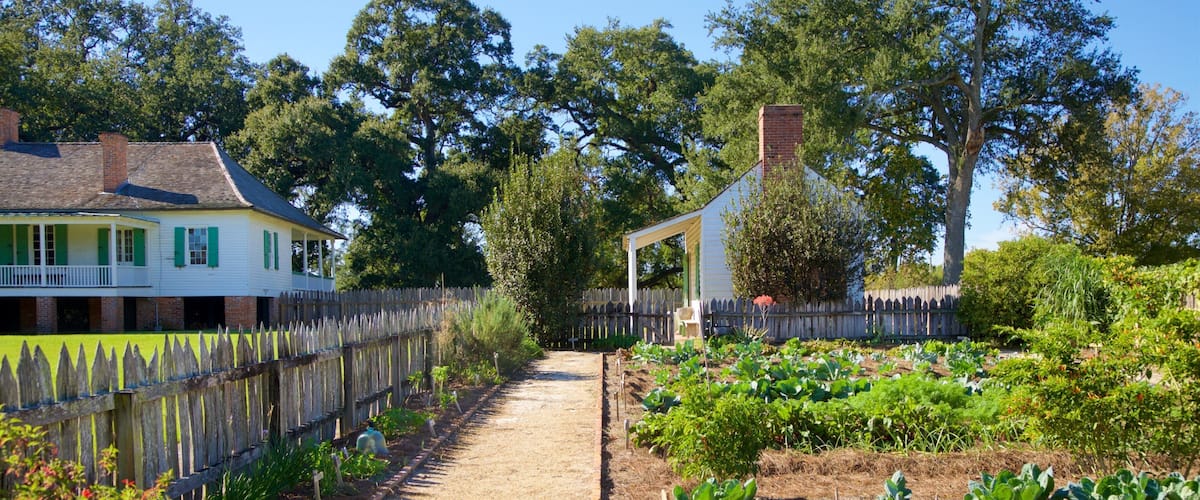 Magnolia Mound Plantation House mit einem Garten