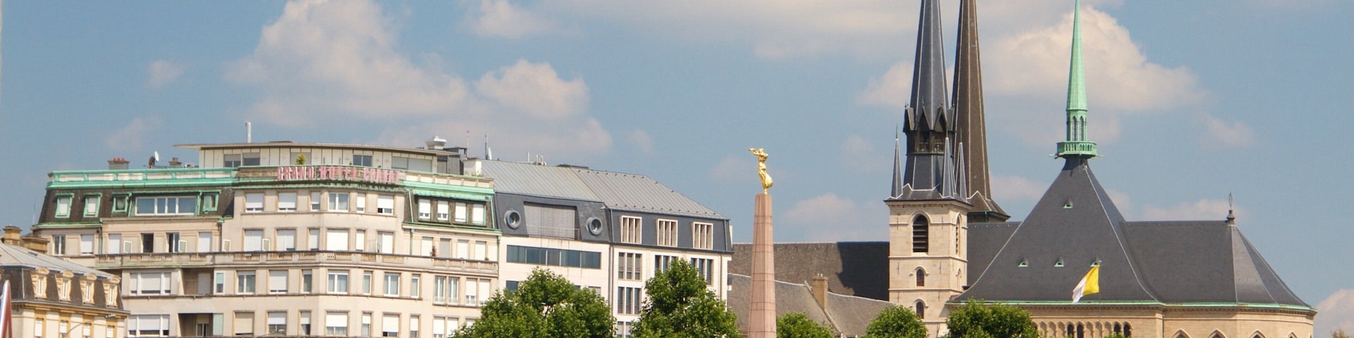 Adolphe Bridge showing heritage architecture and a church or cathedral