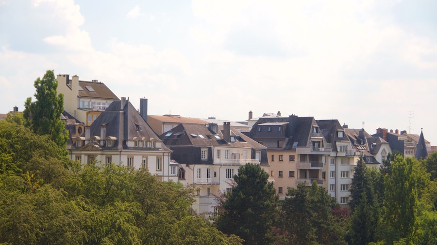 Adolphe Bridge which includes heritage architecture