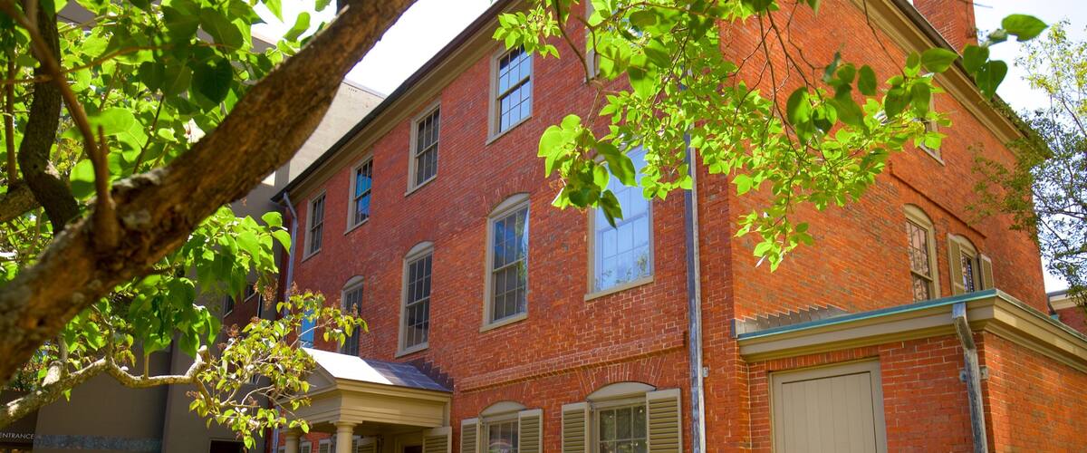 Wadsworth-Longfellow House