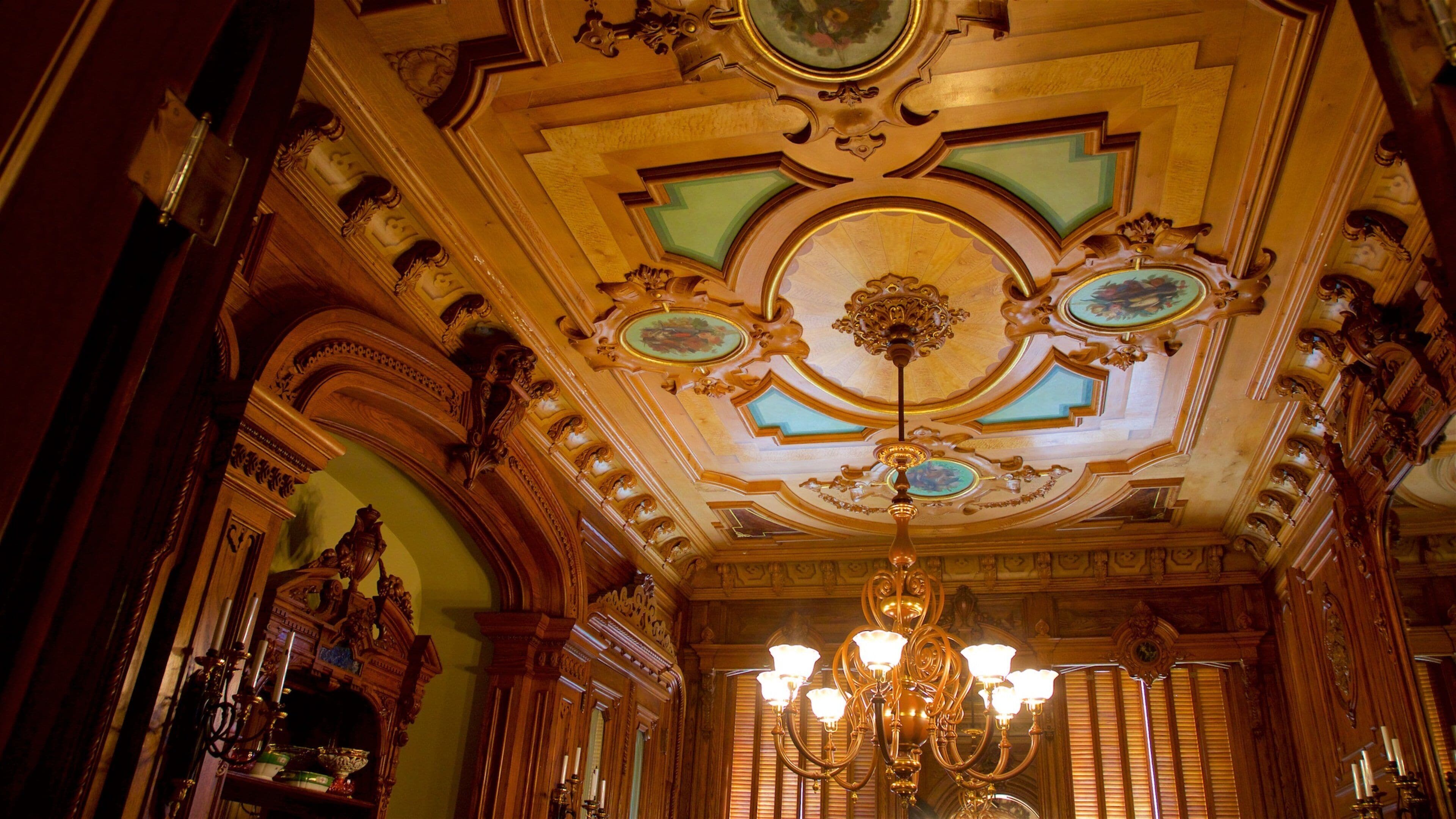 Victoria Mansion welches beinhaltet Geschichtliches, Innenansichten und Haus