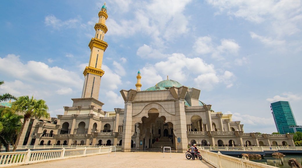 Federal Territory Mosque showing heritage architecture