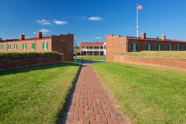 Fort McHenry mettant en vedette parc