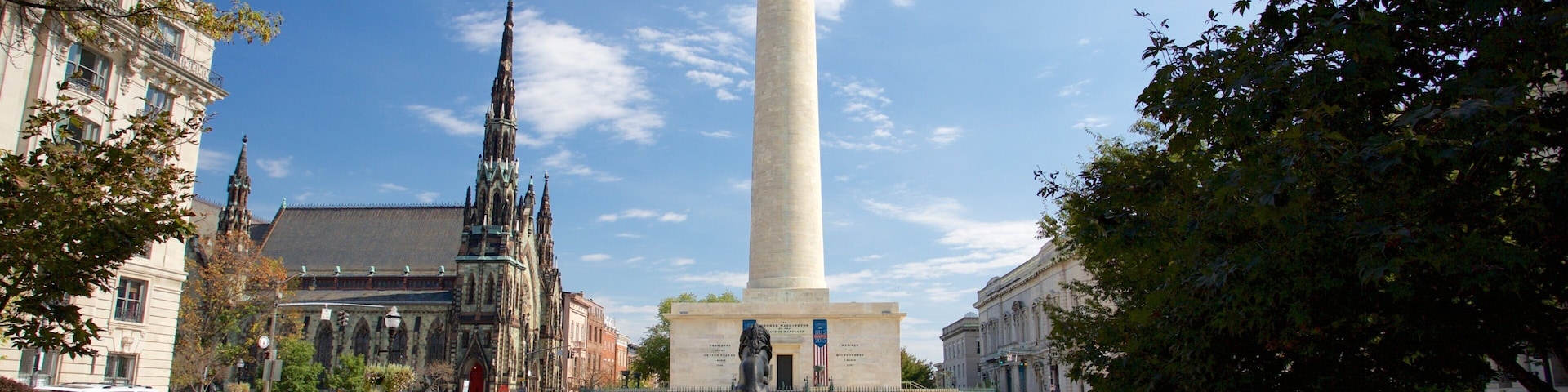 Washington Monument mostrando um jardim