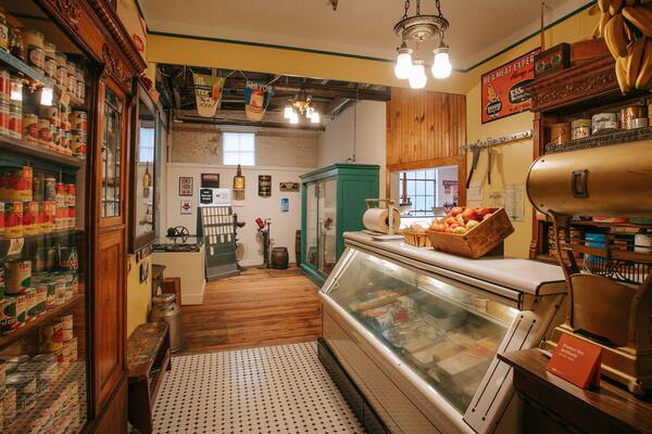 Baltimore Museum of Industry which includes interior views