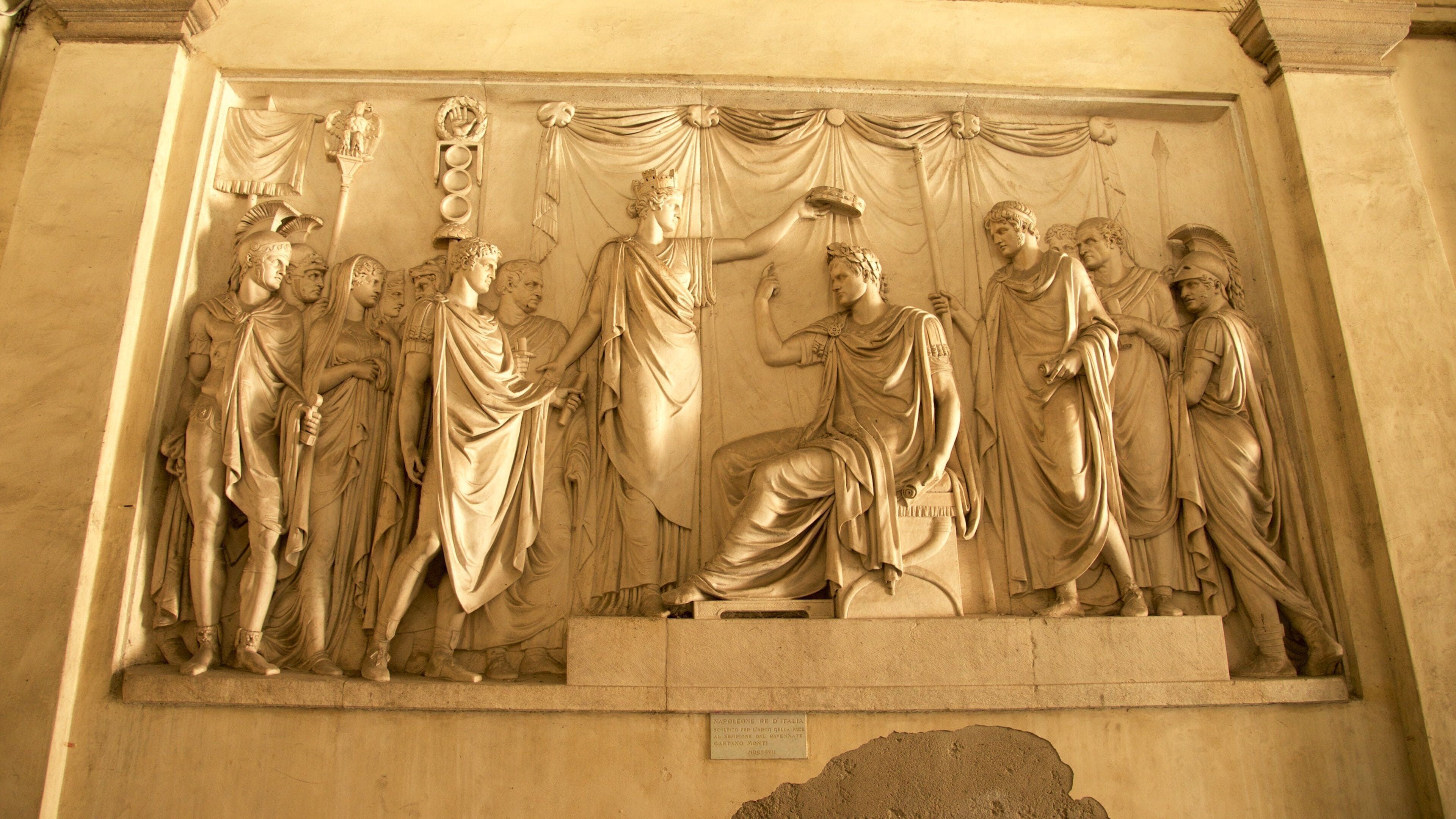 Pinacoteca di Brera featuring a statue or sculpture and art