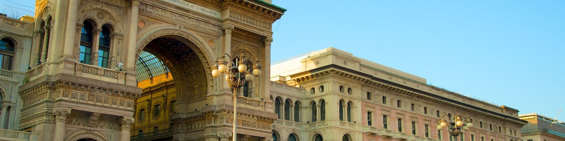 Galleria Vittorio Emanuele II featuring heritage architecture and heritage elements