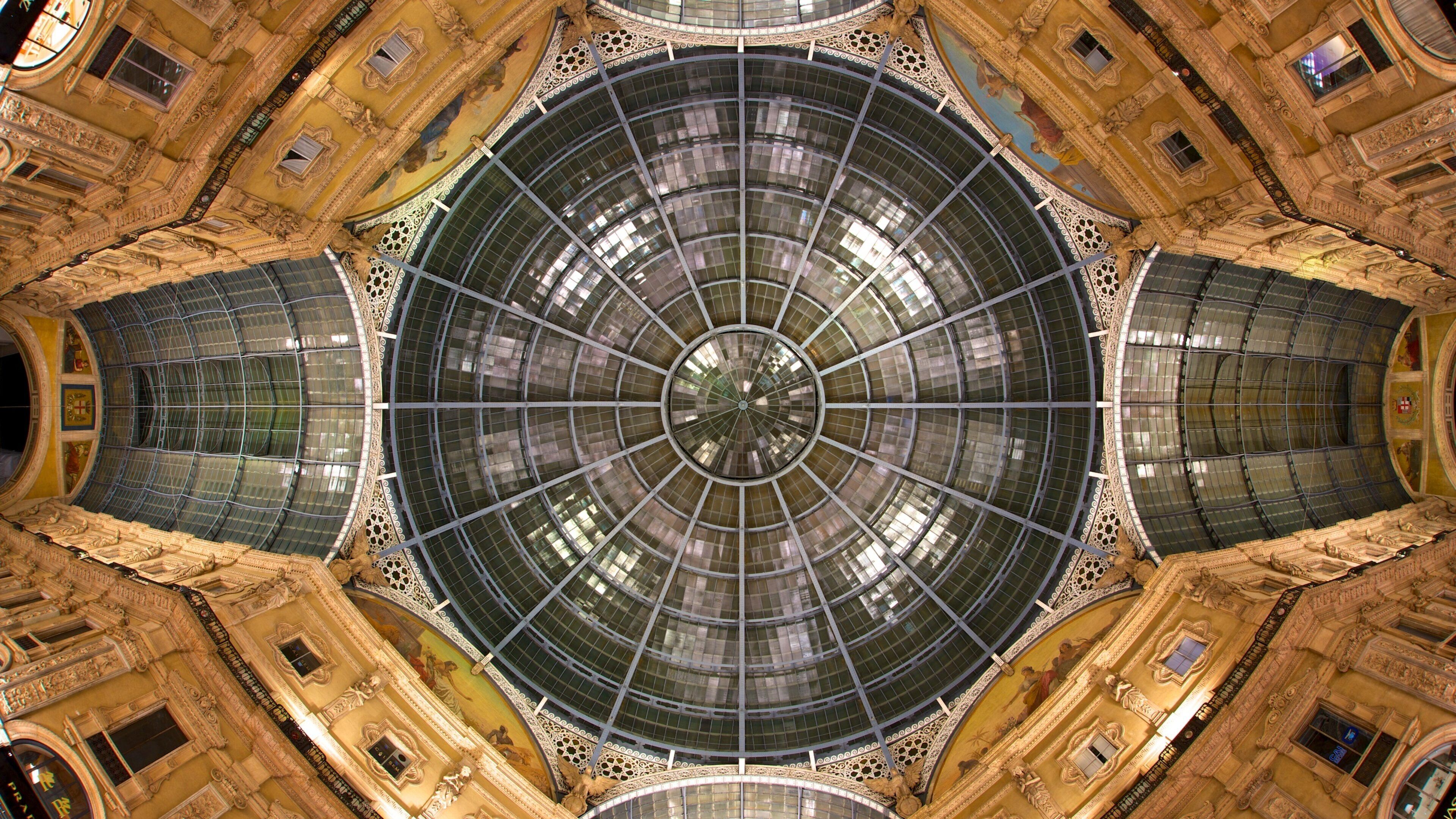 Galleria Vittorio Emanuele II showing interior views