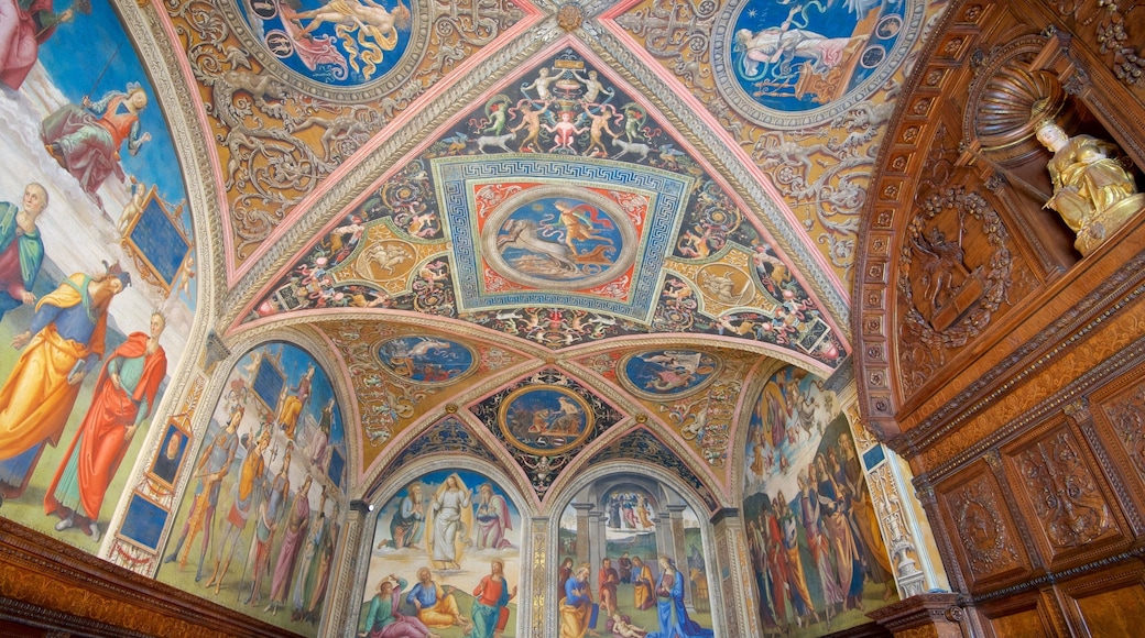 Perugia featuring interior views, art and religious aspects