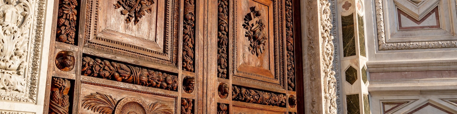 Basilica di Santa Maria dei Servi featuring heritage elements