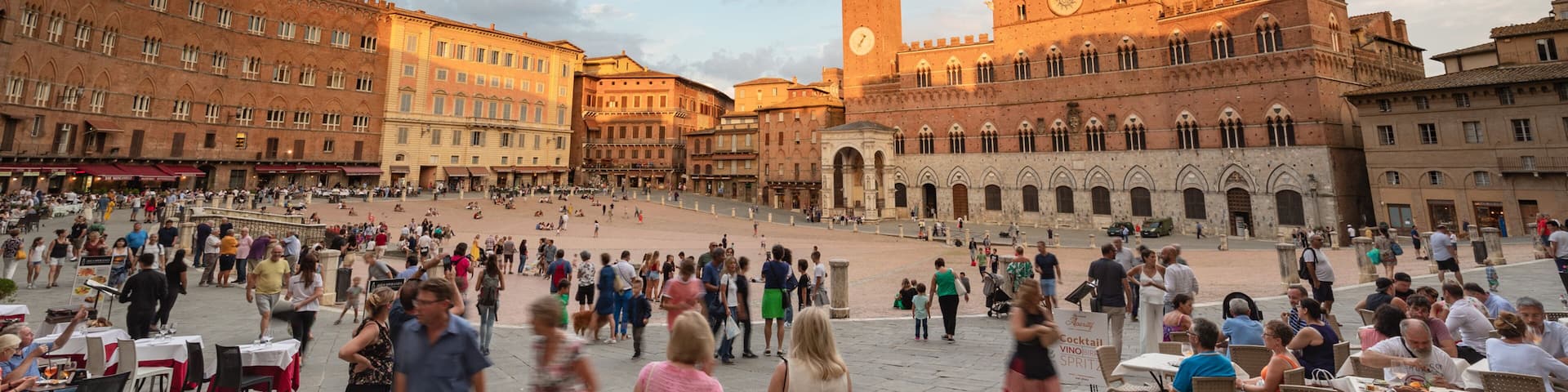 Palazzo Pubblico which includes street scenes, a city and a square or plaza