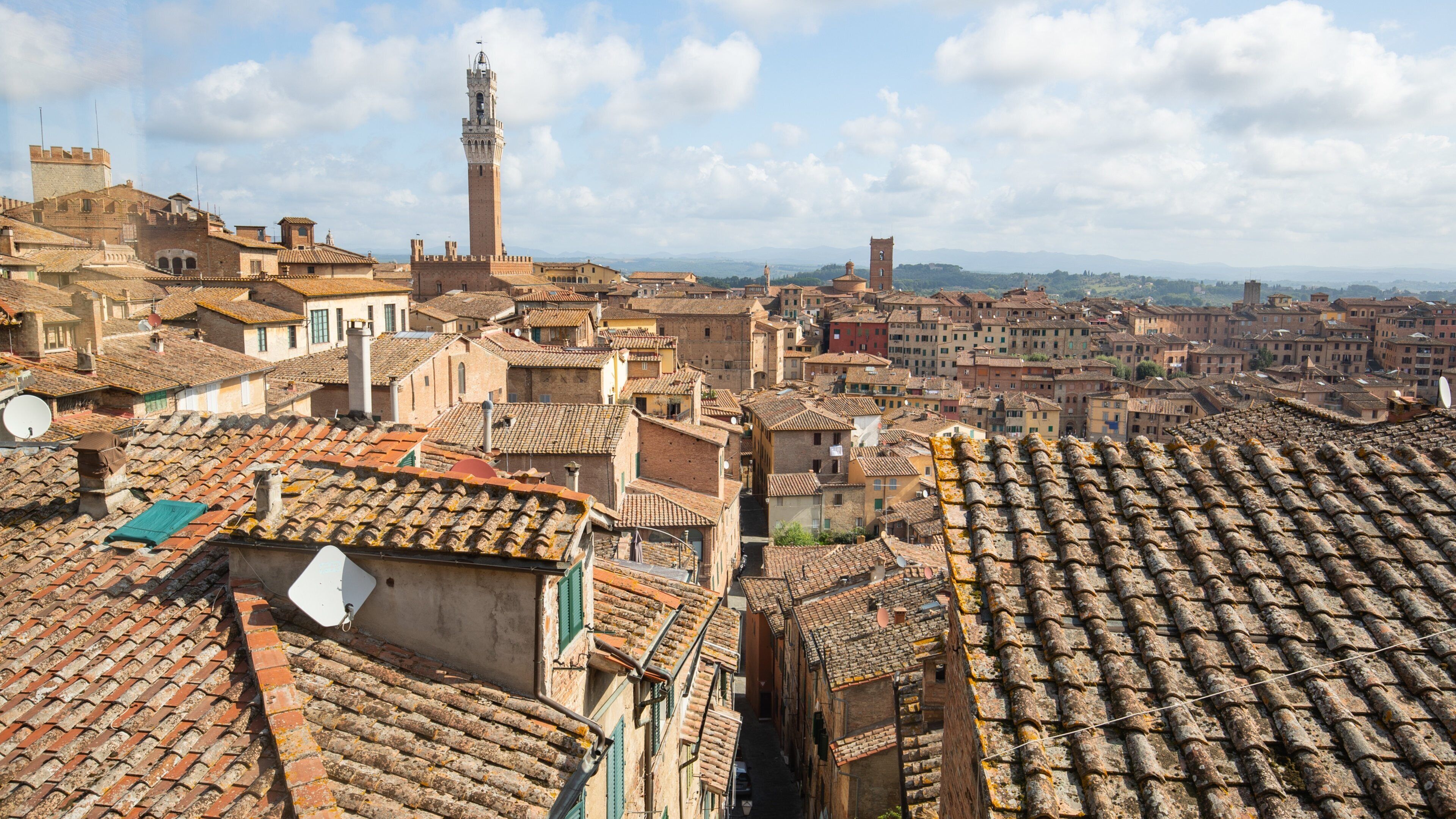Pinacoteca Nazionale which includes landscape views and a city