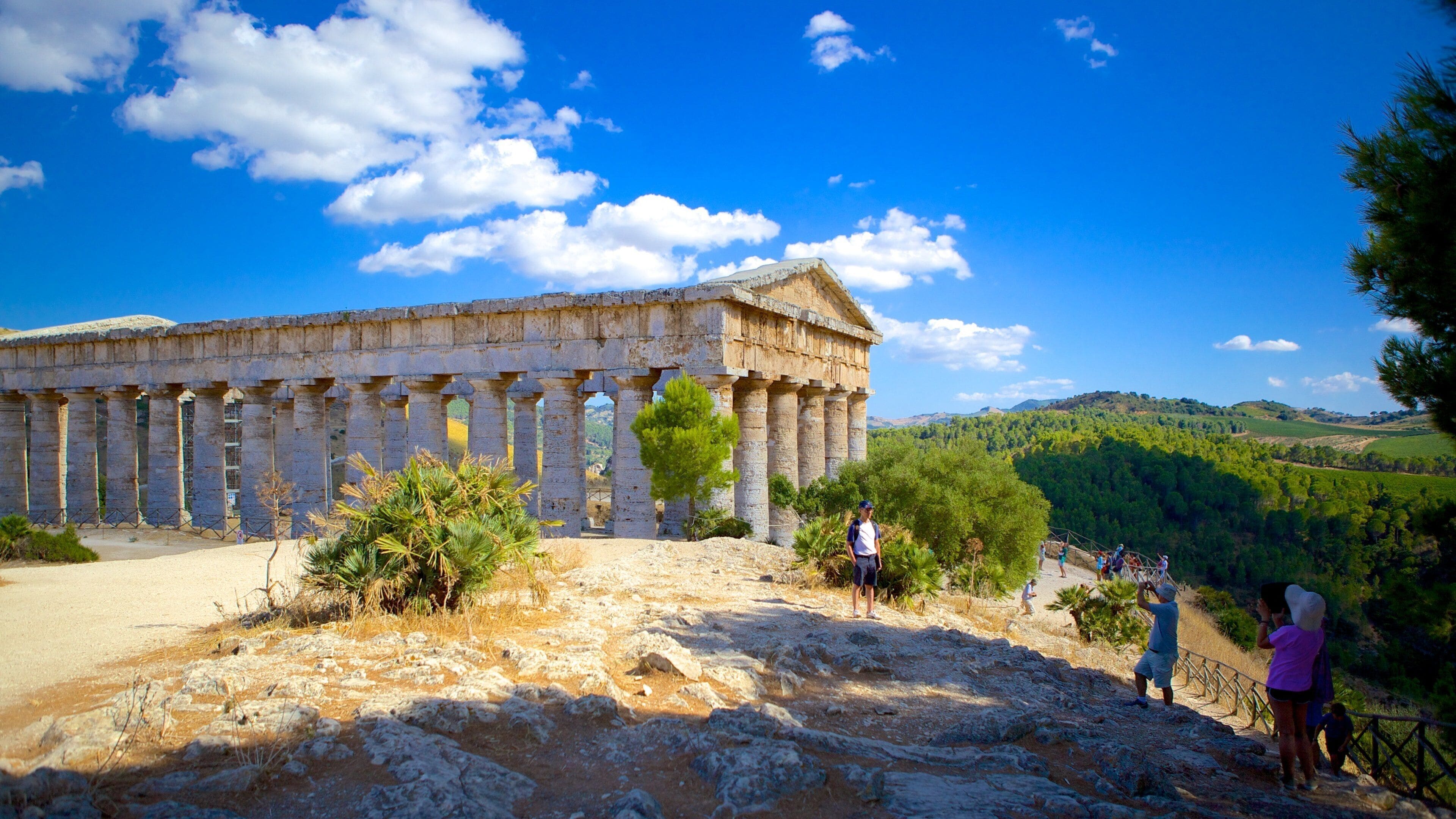 Greek Temple of Segesta showing heritage elements, a ruin and heritage architecture