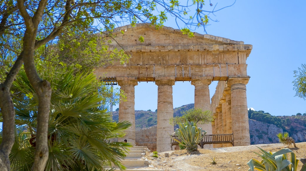 Greek Temple of Segesta showing heritage elements, a ruin and heritage architecture
