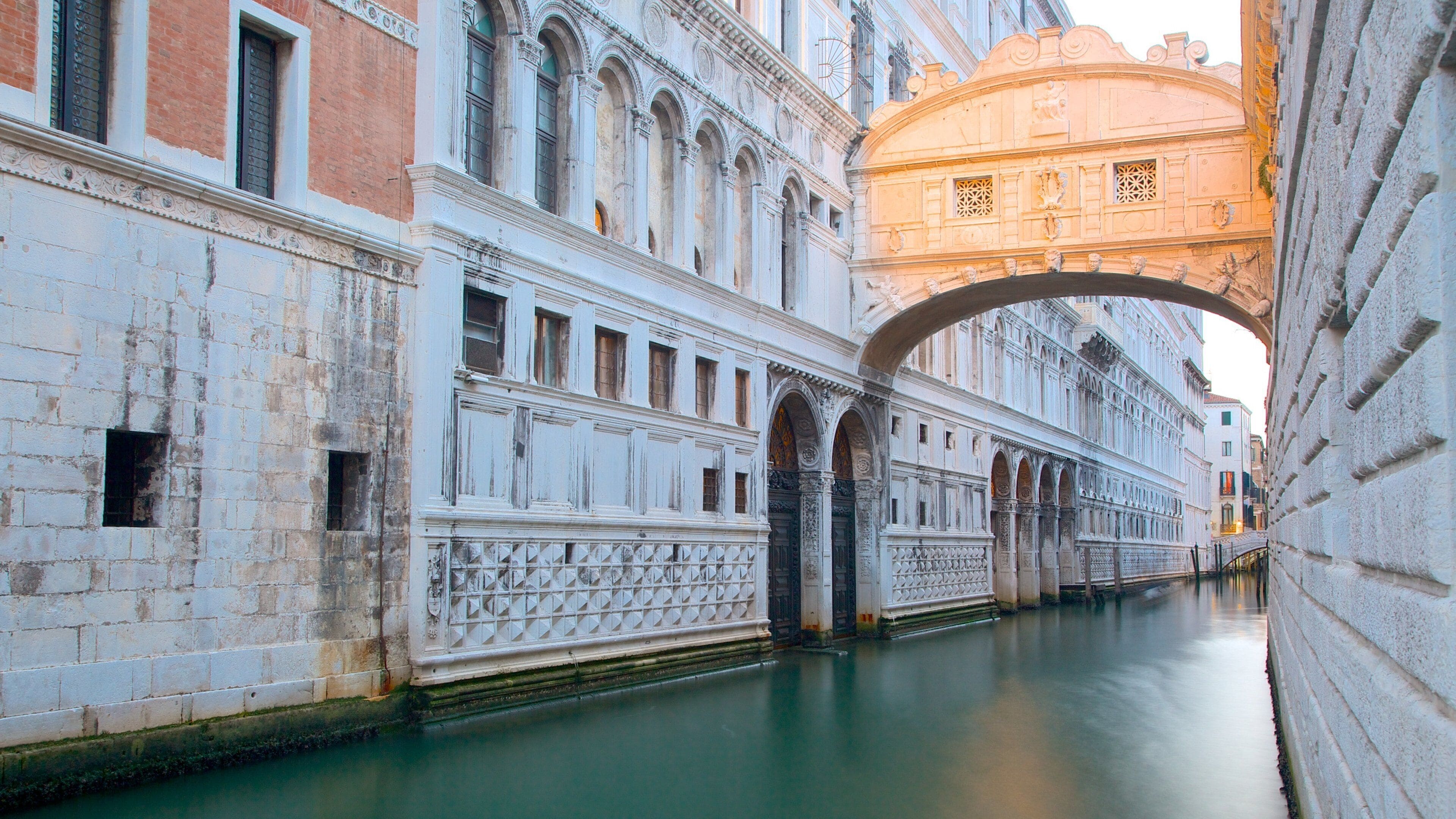 Bridge of Sighs featuring heritage architecture and a river or creek
